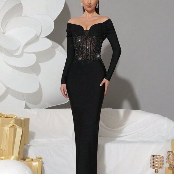 Black Elegant Women's Rhinestone Backless V-Neck Bodycon Dress - Picture 4 of 11